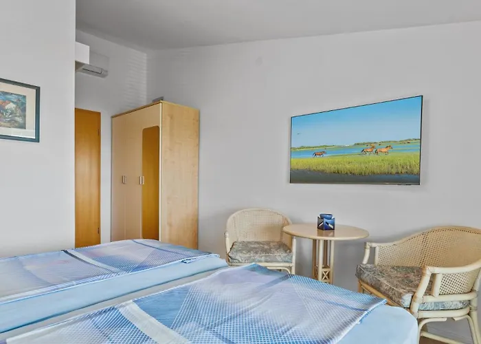 Petrinic-sea View & Pool By Guide Appartement *