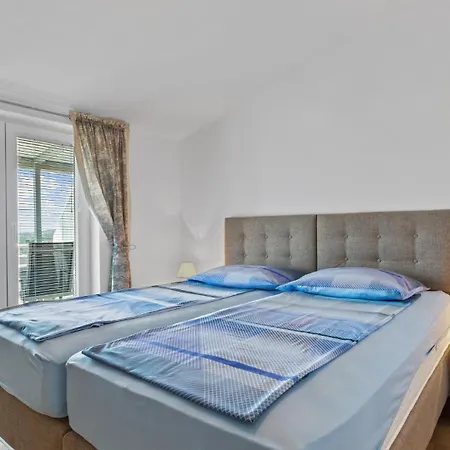 Petrinic-sea View & Pool By Guide Pula